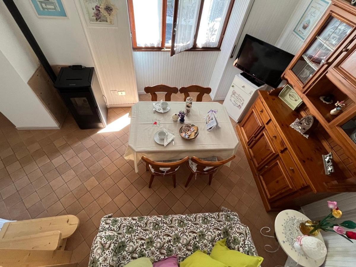 Apartmán Casa Elena Sueglio Exteriér fotografie