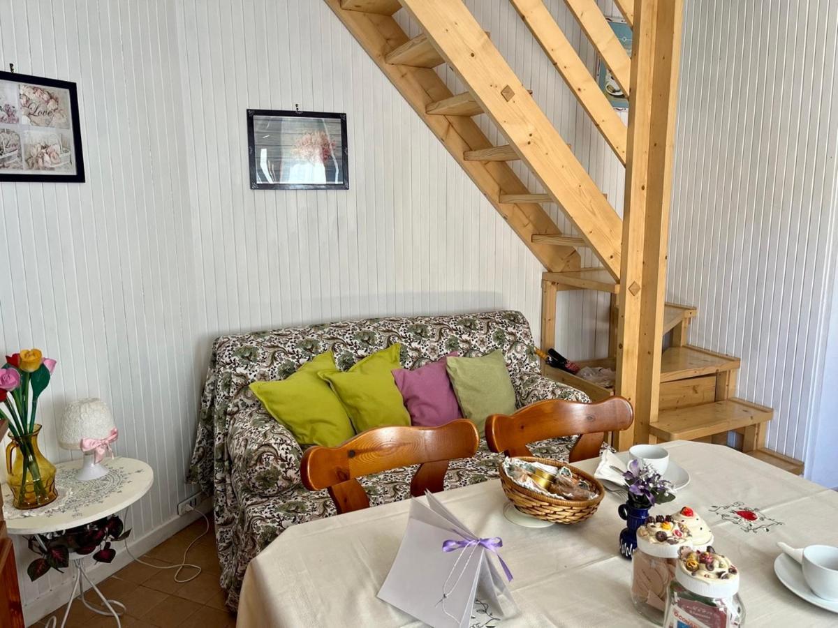 Apartmán Casa Elena Sueglio Exteriér fotografie