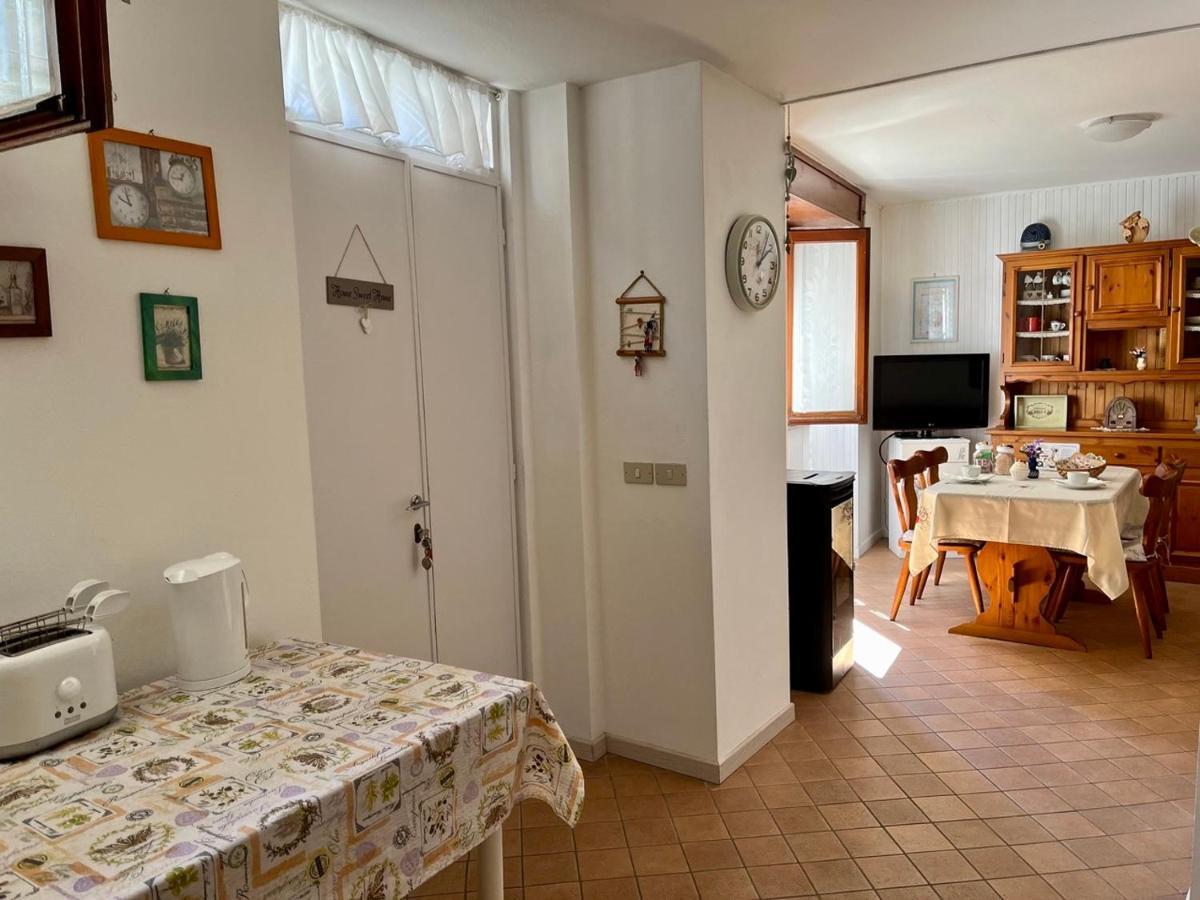 Apartmán Casa Elena Sueglio Exteriér fotografie